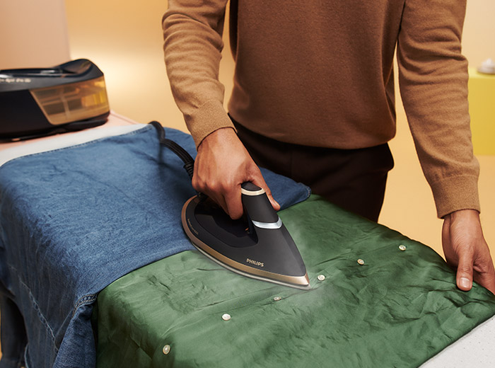 Stryk alt fra jeans til silke uten &aring; m&aring;tte stille inn temperaturen