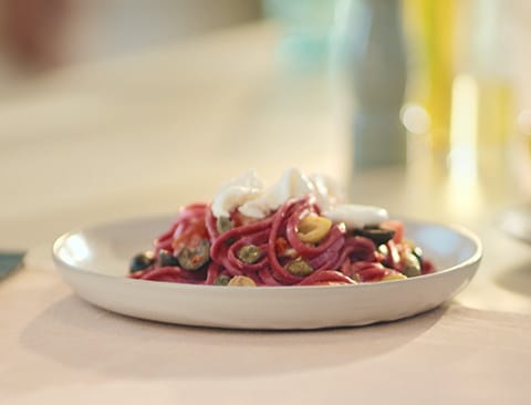 Fettuccine av r&oslash;dbeter
